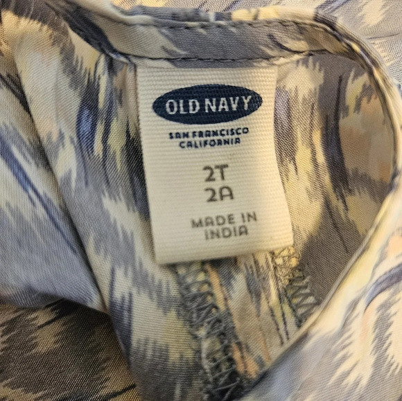 Old Navy 2T sleeveless dress - Picture 3 of 3